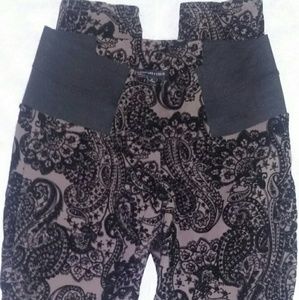Signature Studio Women's Legging Pants Small